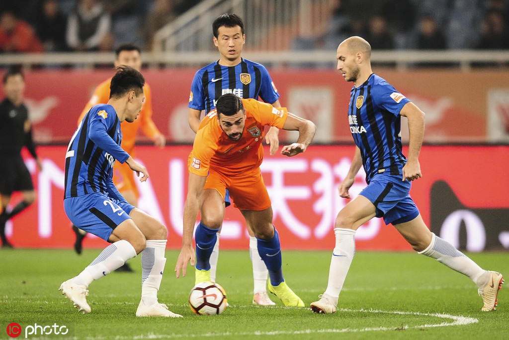 苏宁客场平华夏幸福，联赛持续颓势的简单介绍