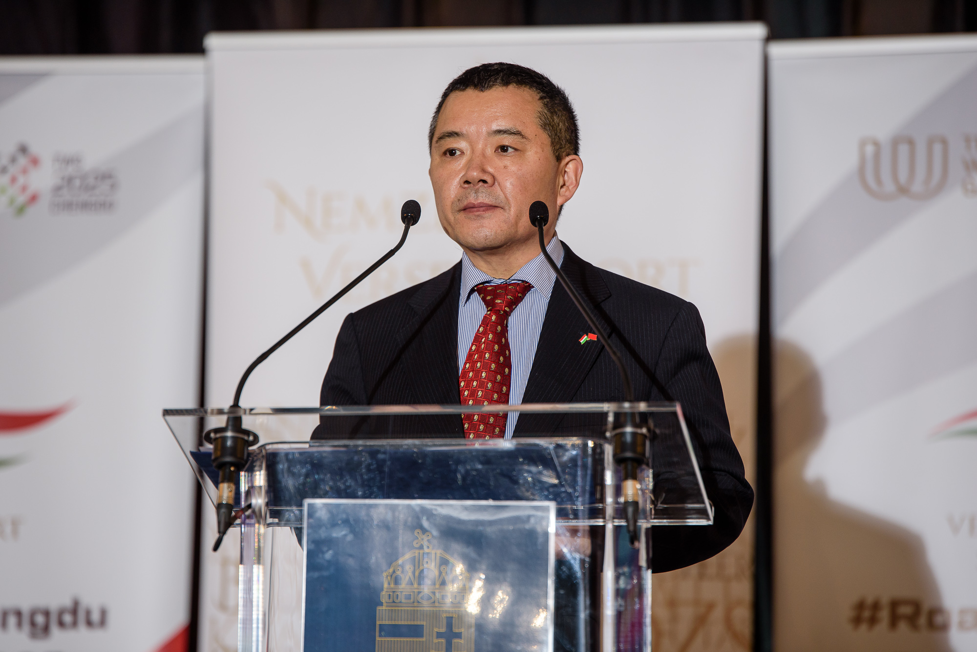 匈牙利代表队备战团结训练迎接挑战