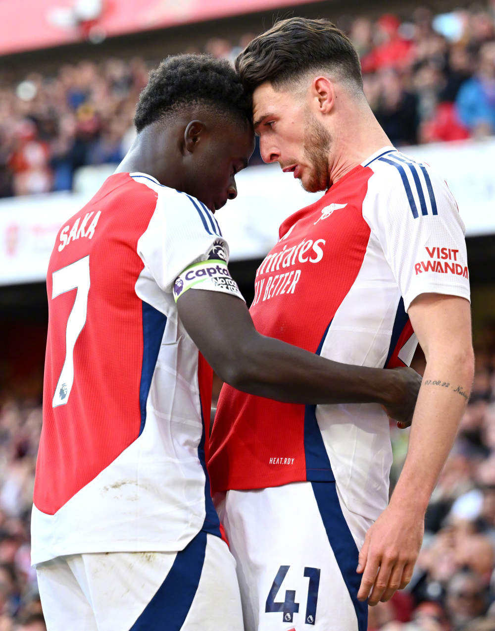 爱游戏体育官网-神奇一战：球队打出惊天逆转，晋级下一轮