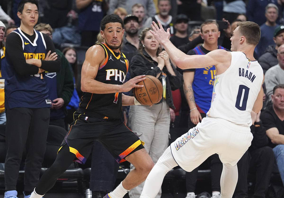 格林斯比取得连胜，保持领先优势的简单介绍