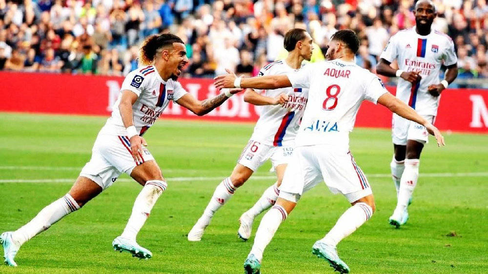 爱游戏体育官网-尼斯主场战胜斯特拉斯堡，法甲取得胜利