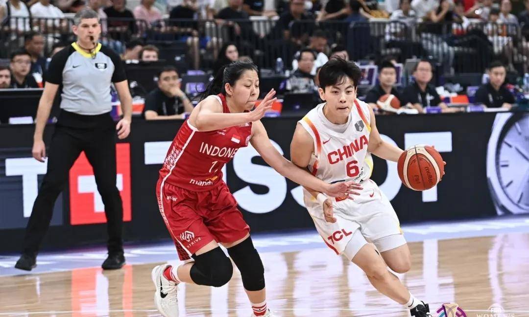 爱游戏网页版入口-中国篮球明星在国外比赛中赢得喝彩