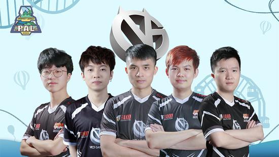 爱游戏登录-新晋升级赛双雄对决，谁能继续保持优势？的简单介绍