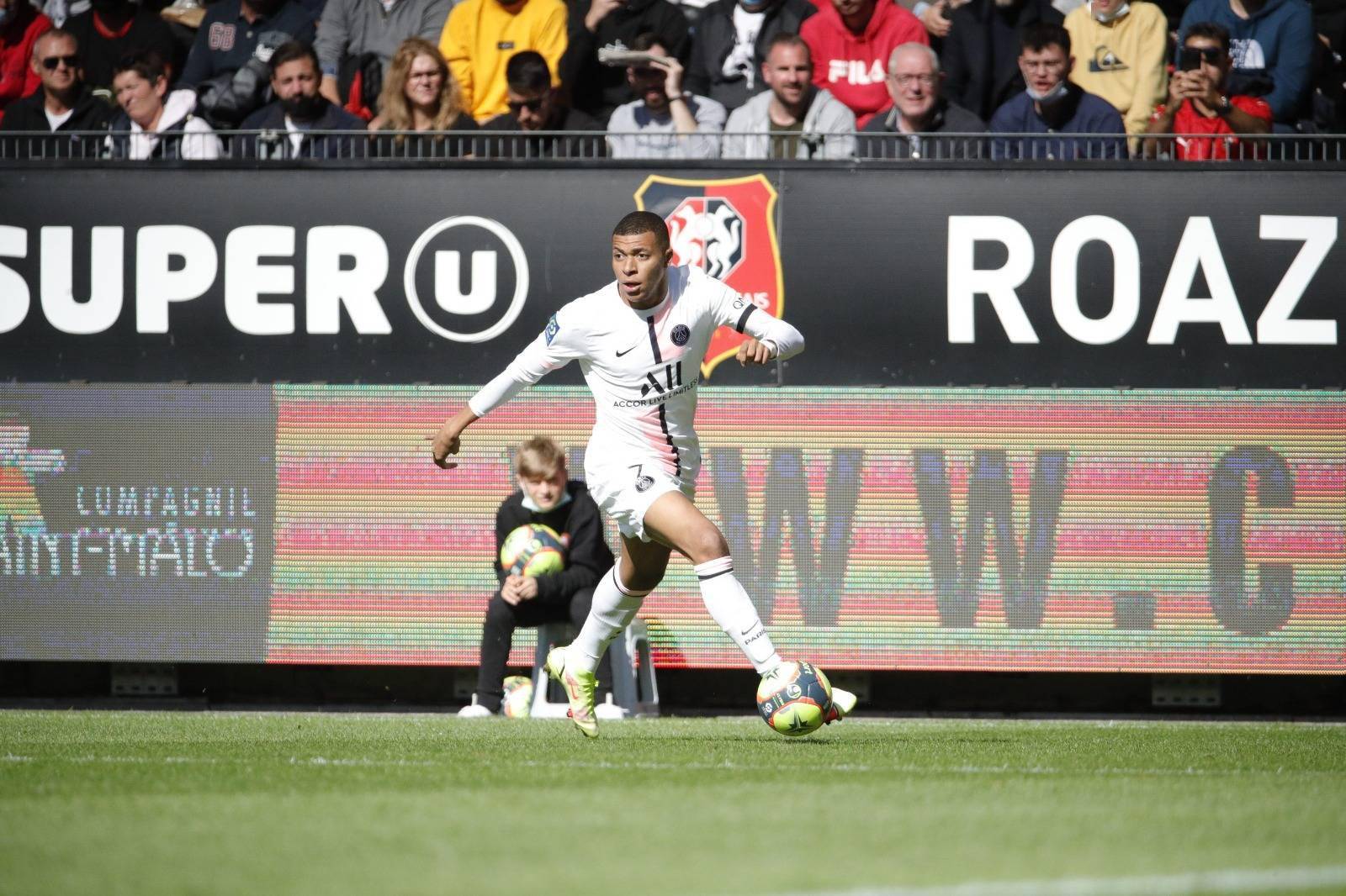 蒙彼利埃主教练调整阵容，力争夺联赛积分的简单介绍