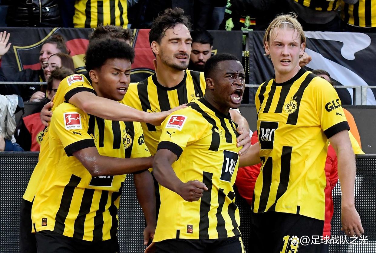 包含失误连连，多特蒙德客场失分再添压力的词条