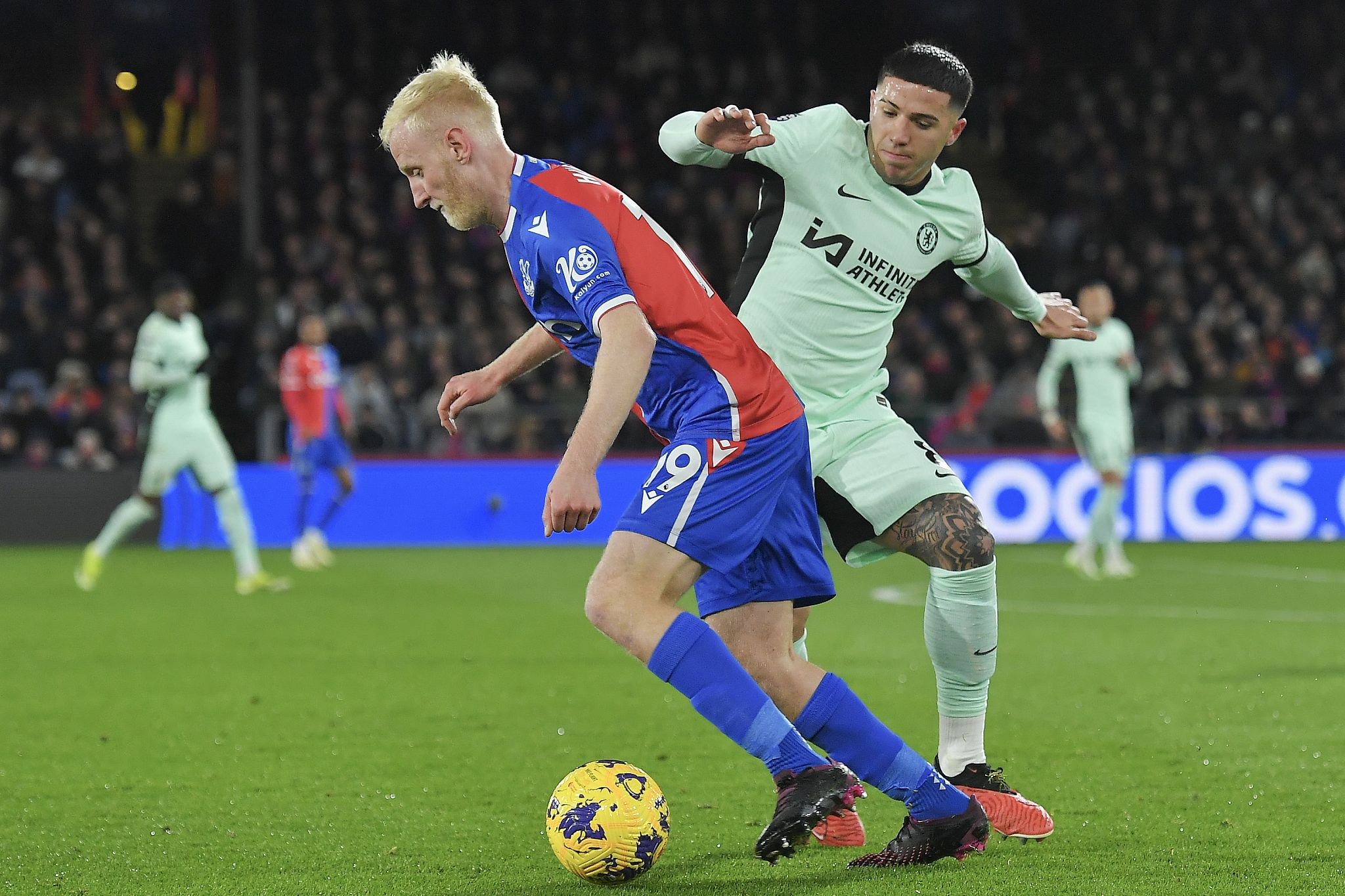 爱游戏网页版-包含切尔西客场险胜，实现惊险逆转的词条