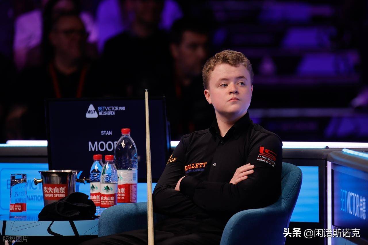 怒推足球荣耀,新生代球员崭露头角的简单介绍 怒推足球荣耀,新生代球员崭露头角的简单介绍