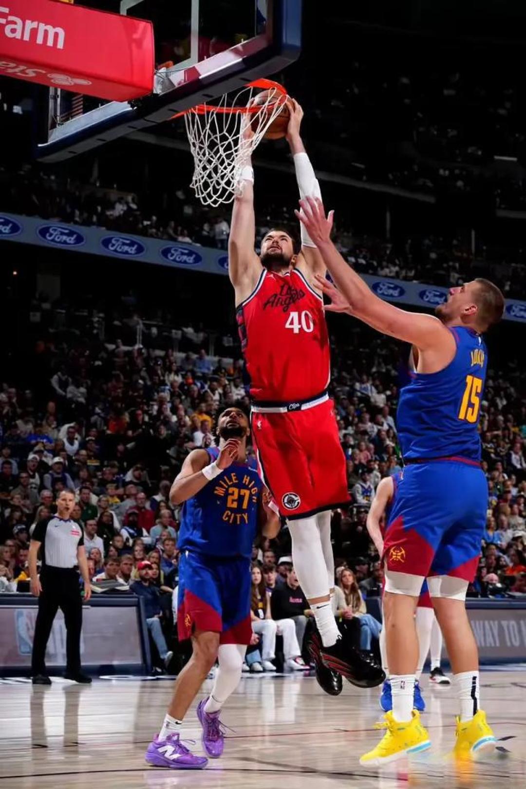 爱游戏app下载-法国篮球明星砍下三双，领军取胜