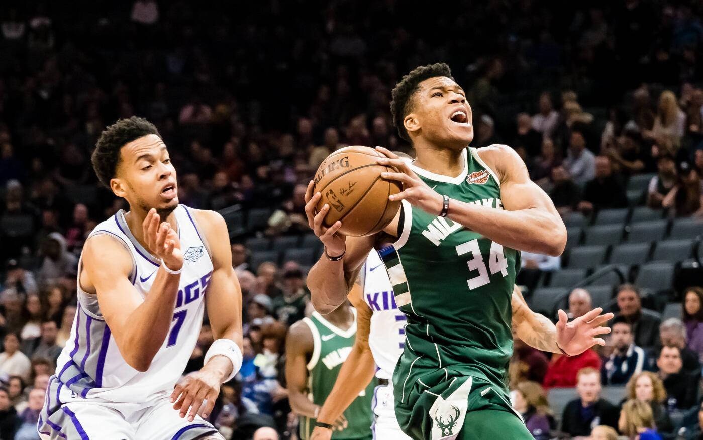 爱游戏官网入口-雄鹿大胜马刺，客场四攻、四守让对手无从下手的简单介绍