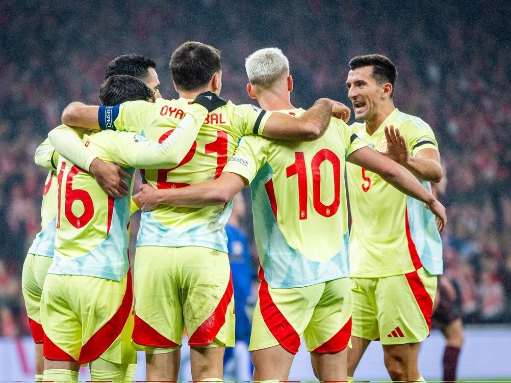 包含欧国联比赛的激烈对决让球迷们目不转睛的词条