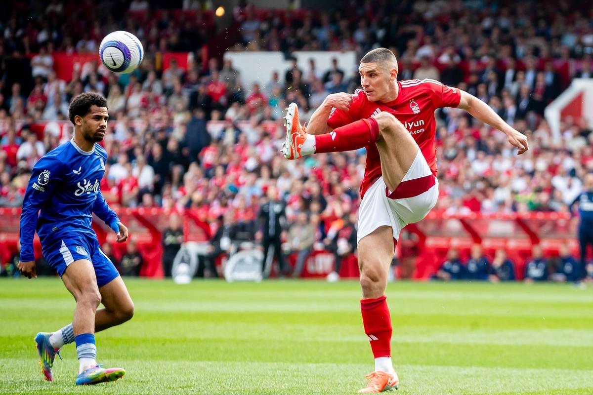 爱游戏官网入口-热刺险胜强敌，小组出线关键的简单介绍